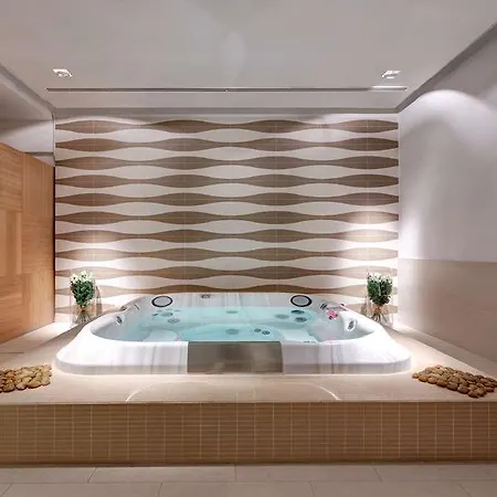 Leon's Place In 4* רומא