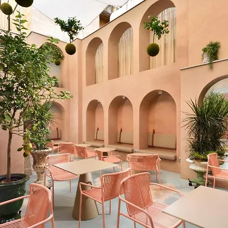 Leon's Place In מלון 4*