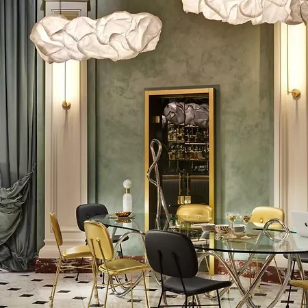 Hotel Leon's Place In Roma