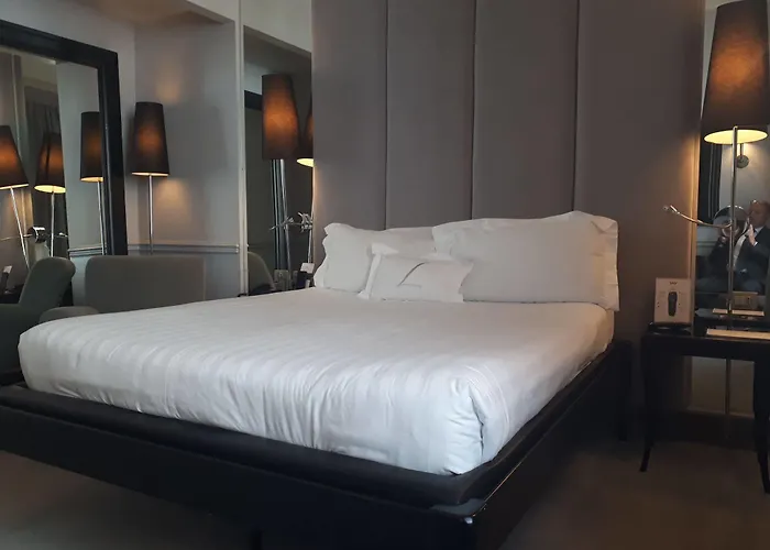 호텔 레온스 플레이스 인 롬 로마