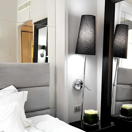 レオンズ プレイス ローム 4* ローマ