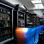 Leon's Place In 4* Рим