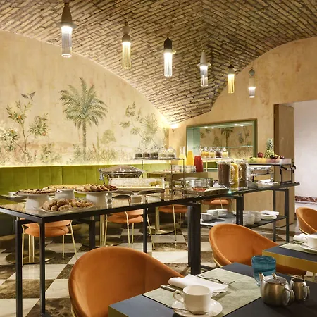 Leon's Place In 4* Roma