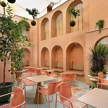 Leon's Place In