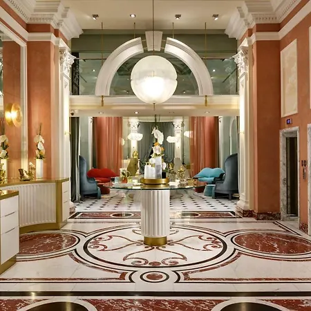 Hotel Leon's Place In Rom