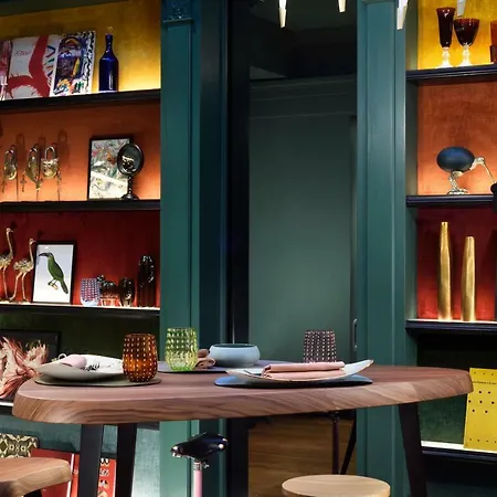 Hotel Leon's Place In 4*