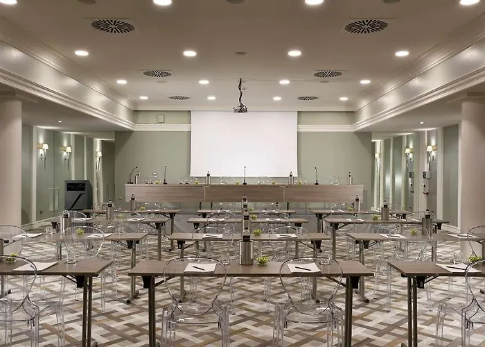 Leon's Place In Hotel Rome