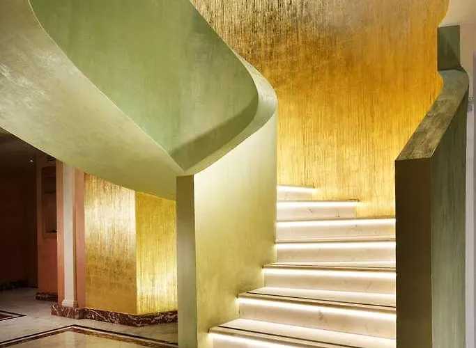 Leon's Place In Hotel Rome