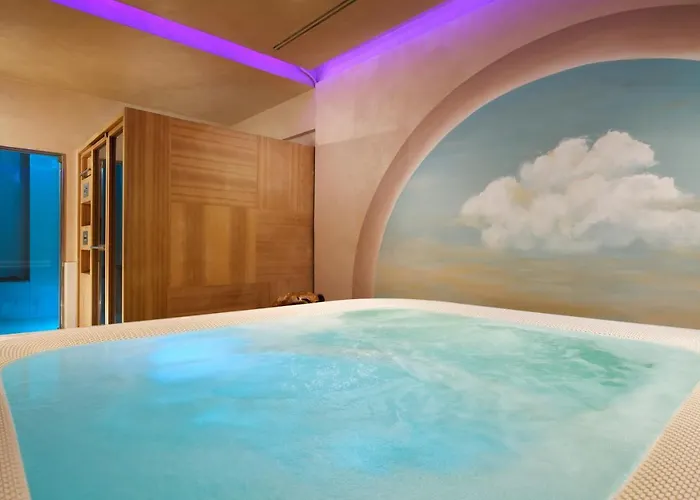 Hotel Leon's Place In Rome