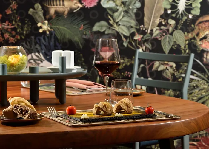 Leon's Place In Hotel Rome