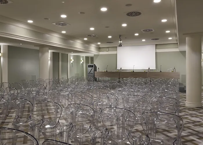 Leon's Place In Hotel Rome