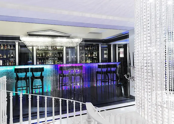 Leon's Place In Hotel Rome