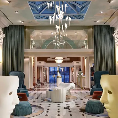 Leon's Place In Hotel 4*